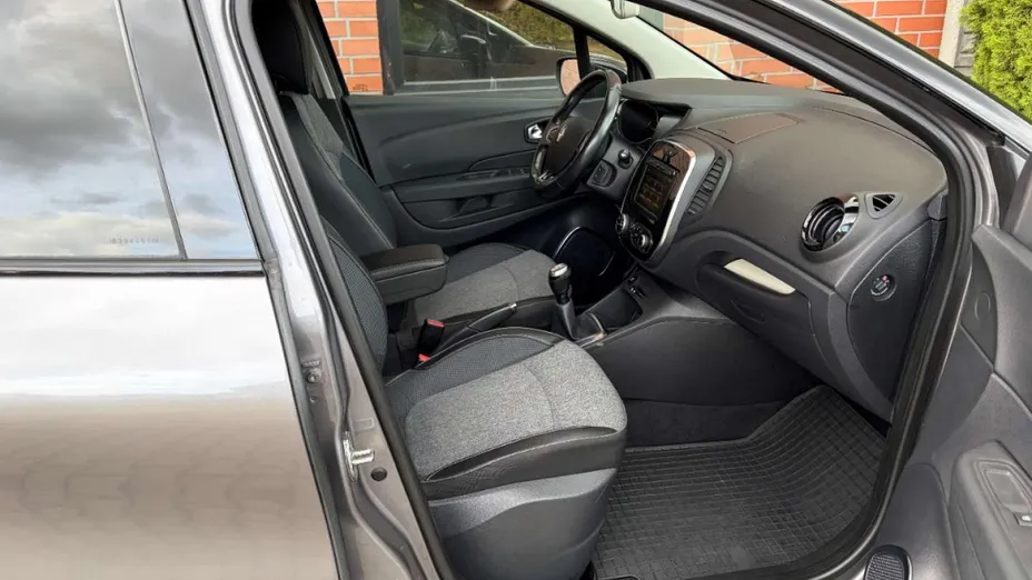 RENAULT Captur -
