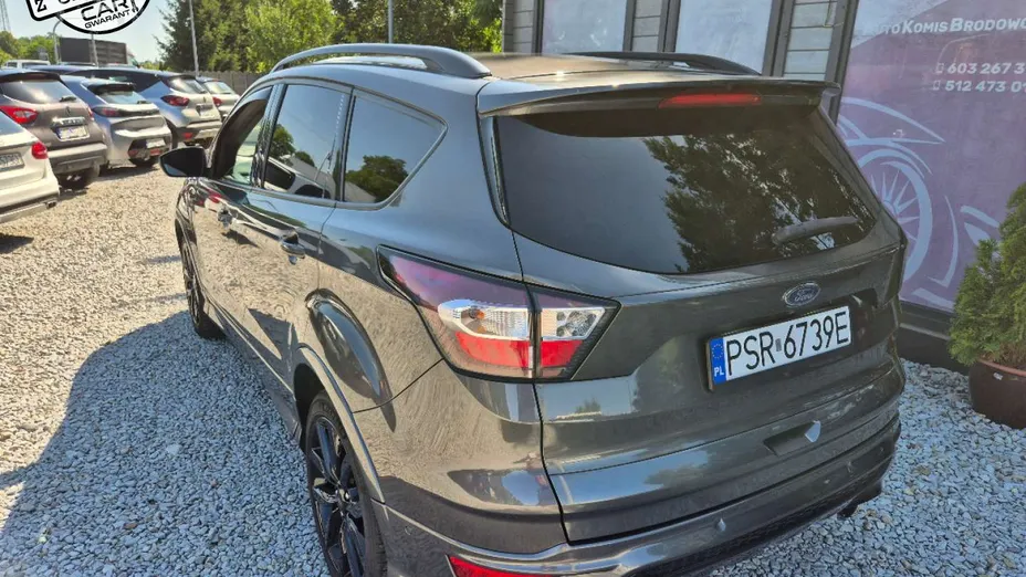 FORD Kuga -