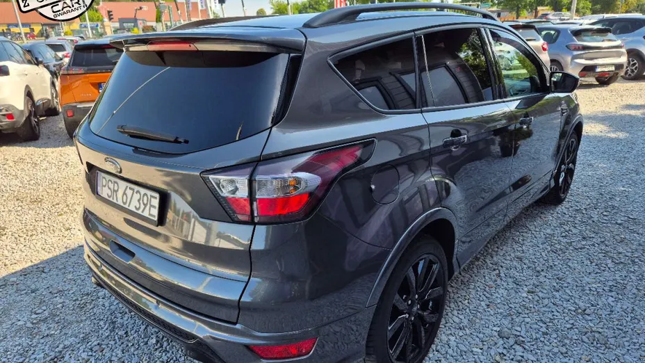 FORD Kuga -