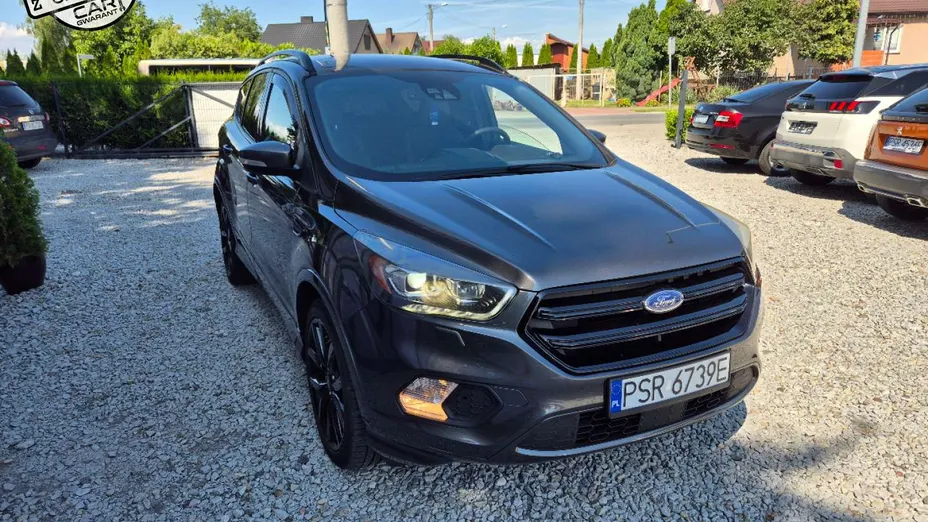 FORD Kuga -