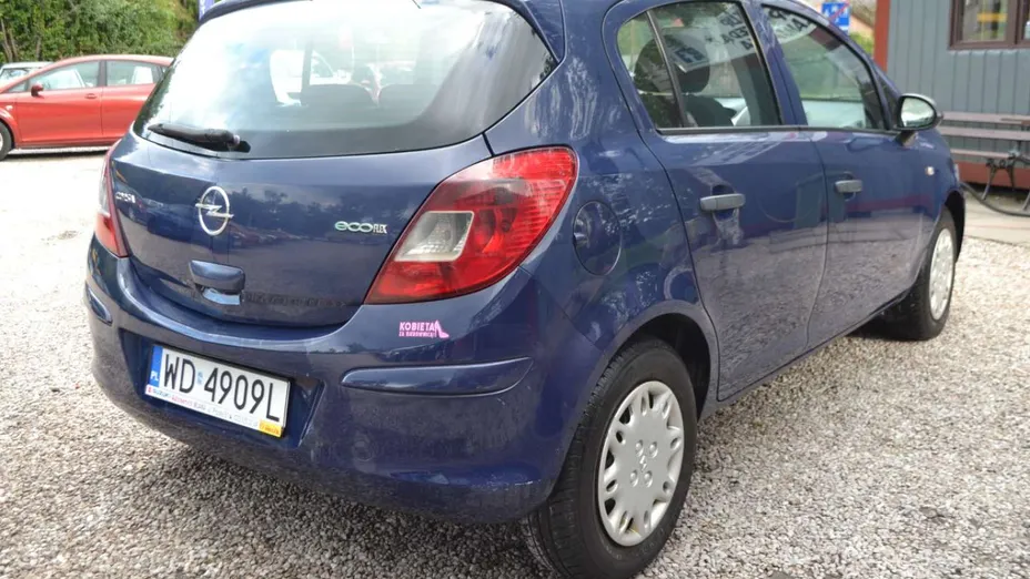 OPEL Corsa -