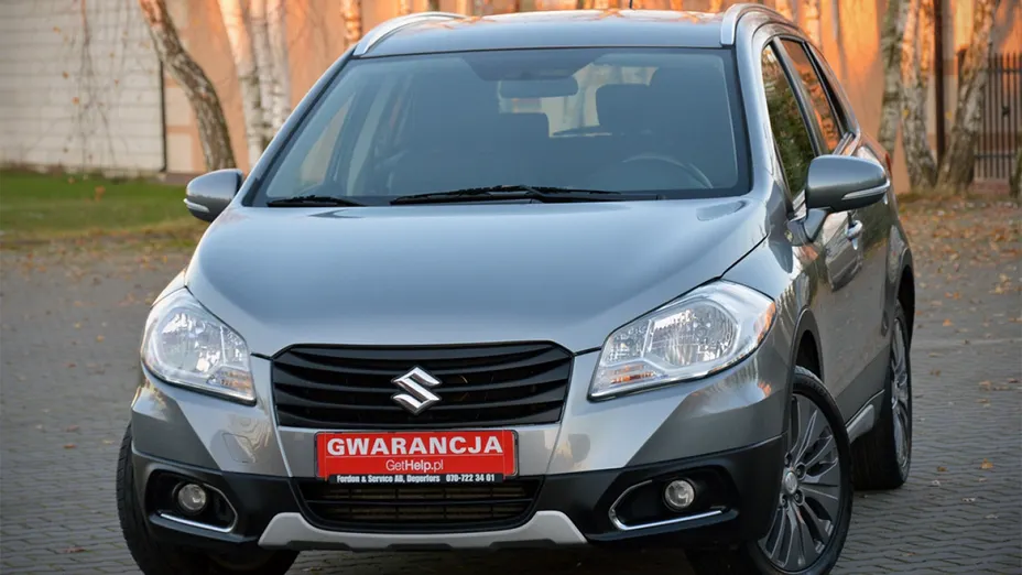 SUZUKI SX4 -
