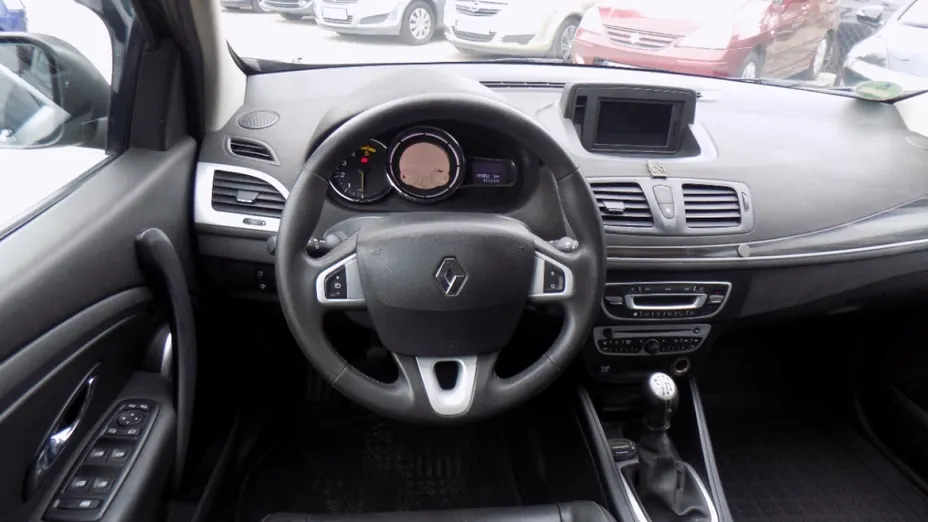RENAULT Megane -