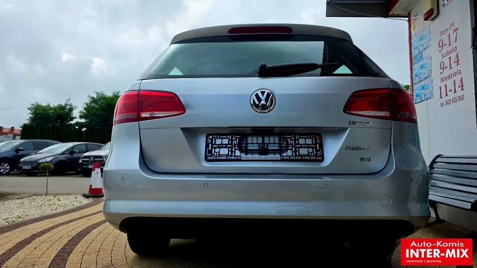 VOLKSWAGEN Passat -