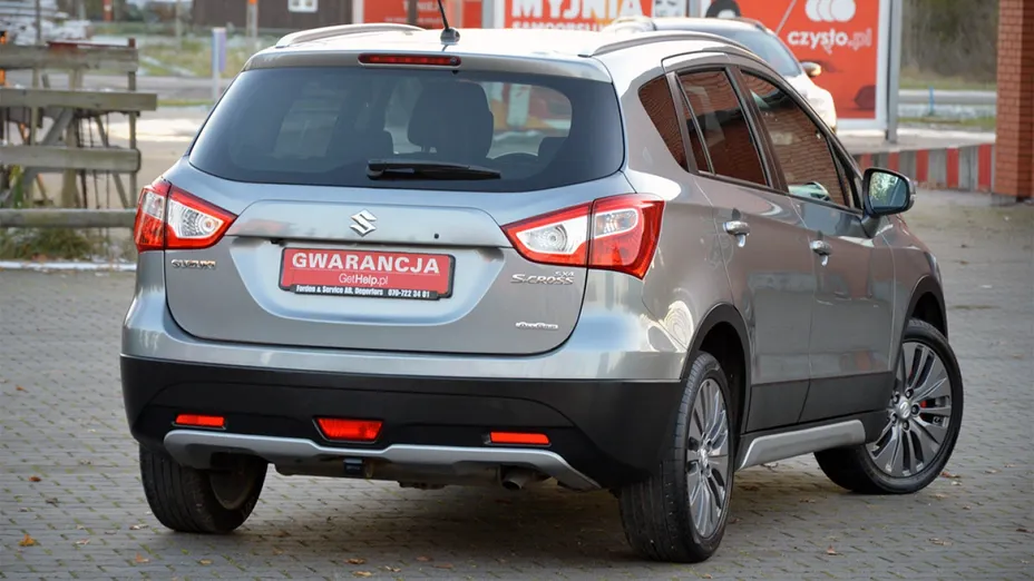 SUZUKI SX4 -