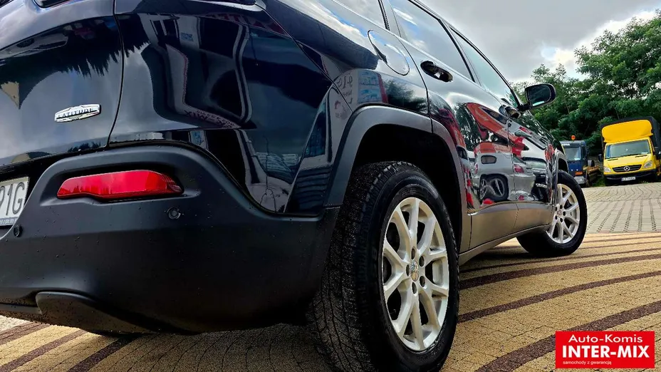 JEEP Cherokee -