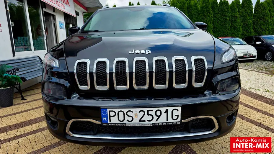 JEEP Cherokee -