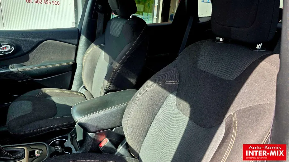 JEEP Cherokee -