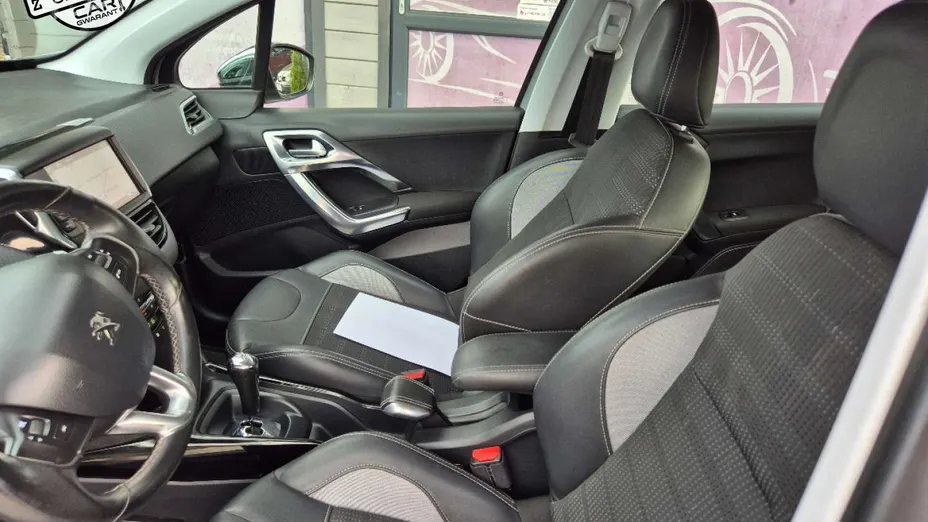 PEUGEOT 2008 -