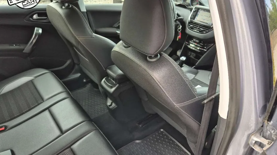 PEUGEOT 2008 -