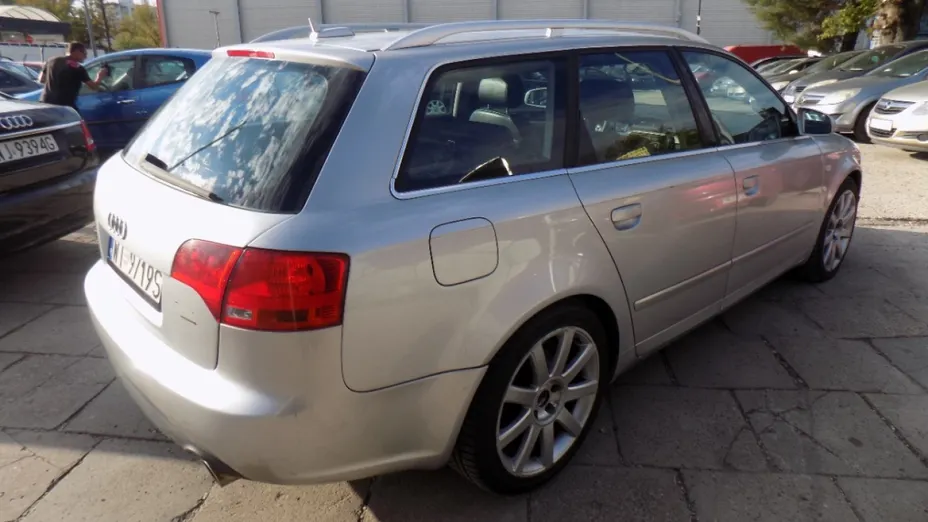 AUDI A4 Avant -