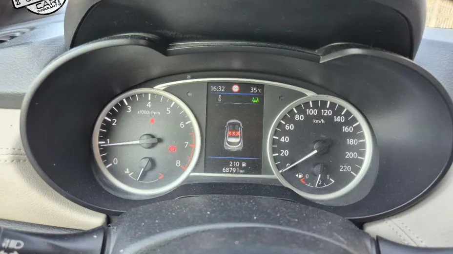 NISSAN Micra -