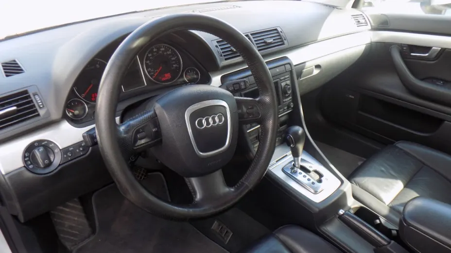AUDI A4 Avant -