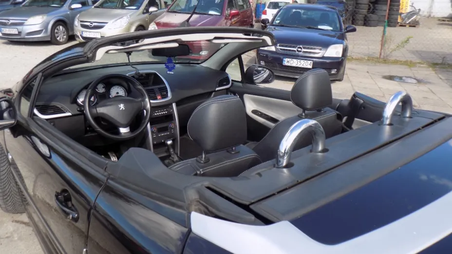 PEUGEOT 207 -