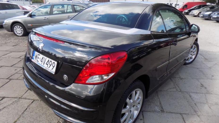 PEUGEOT 207 -