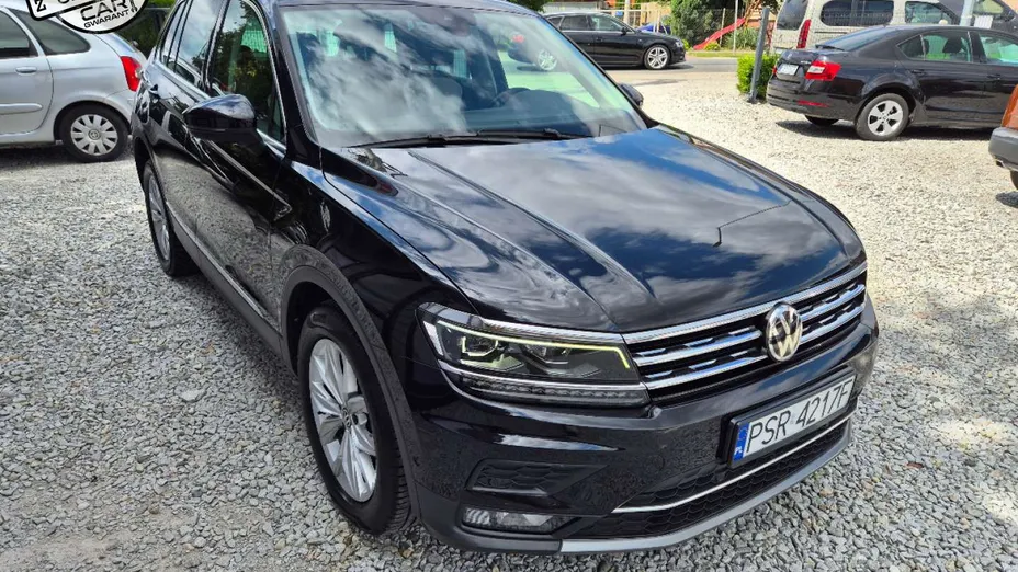 VOLKSWAGEN Tiguan -