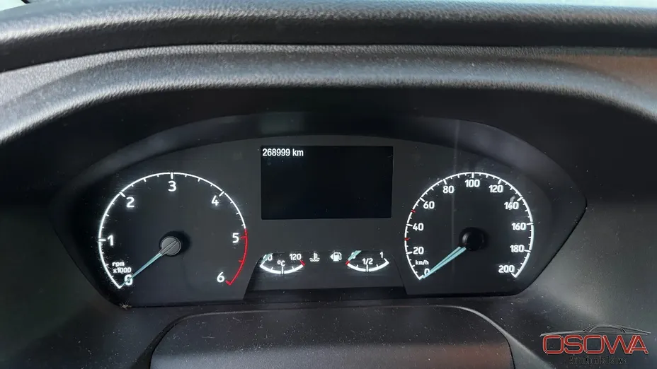 FORD Tourneo Custom -