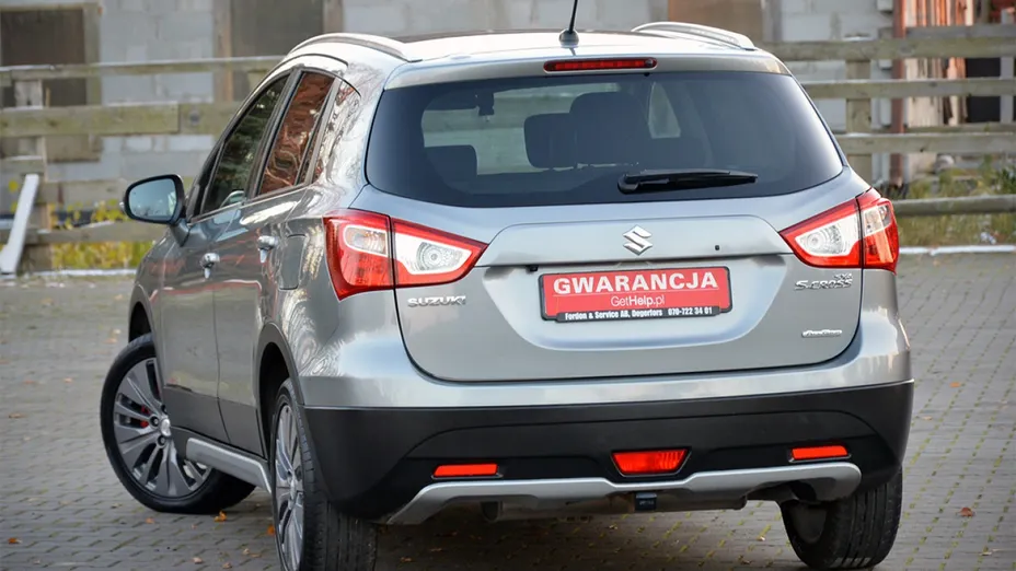 SUZUKI SX4 -