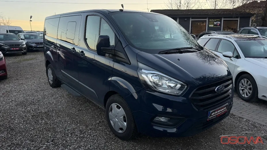 FORD Tourneo Custom -