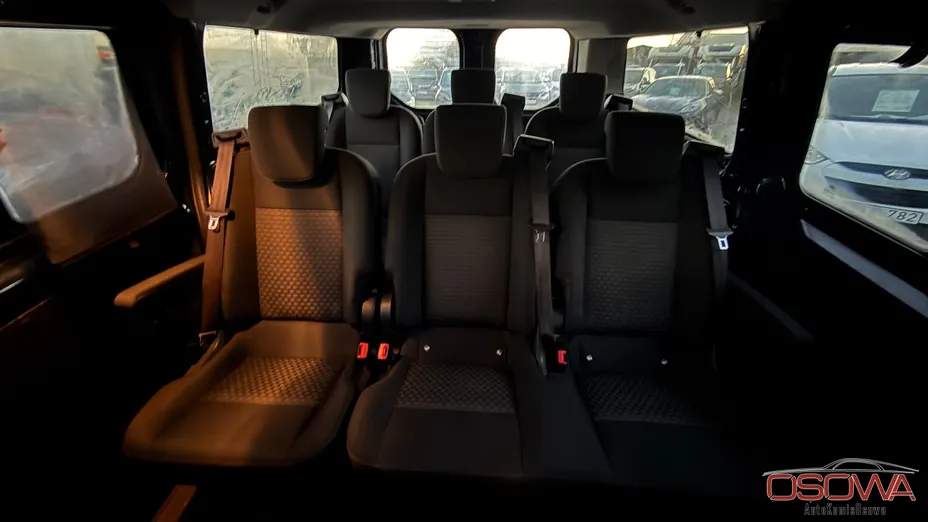 FORD Tourneo Custom -