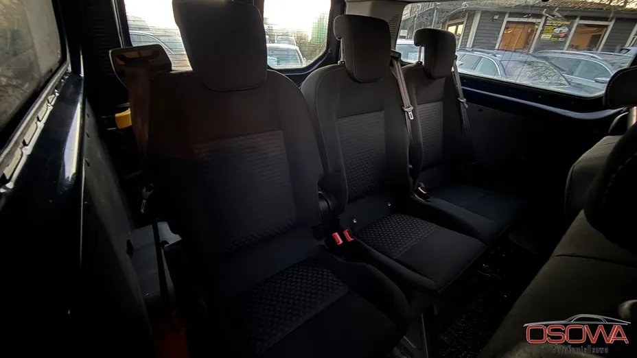 FORD Tourneo Custom -