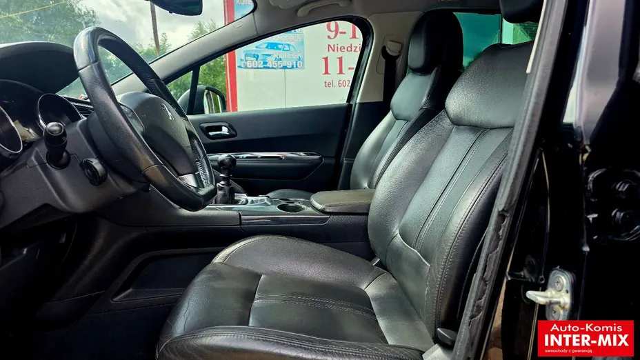 PEUGEOT 3008 -