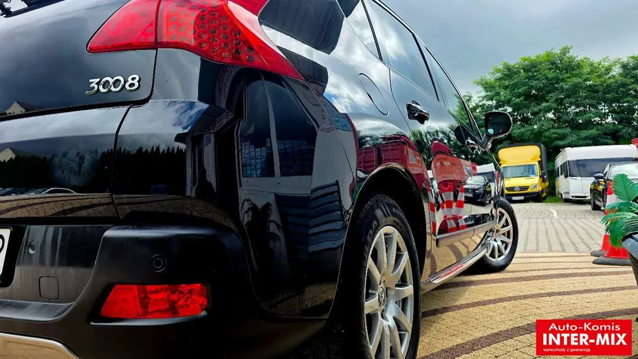 PEUGEOT 3008 -
