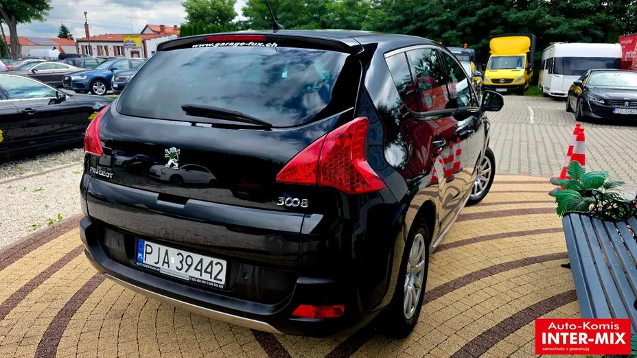 PEUGEOT 3008 -
