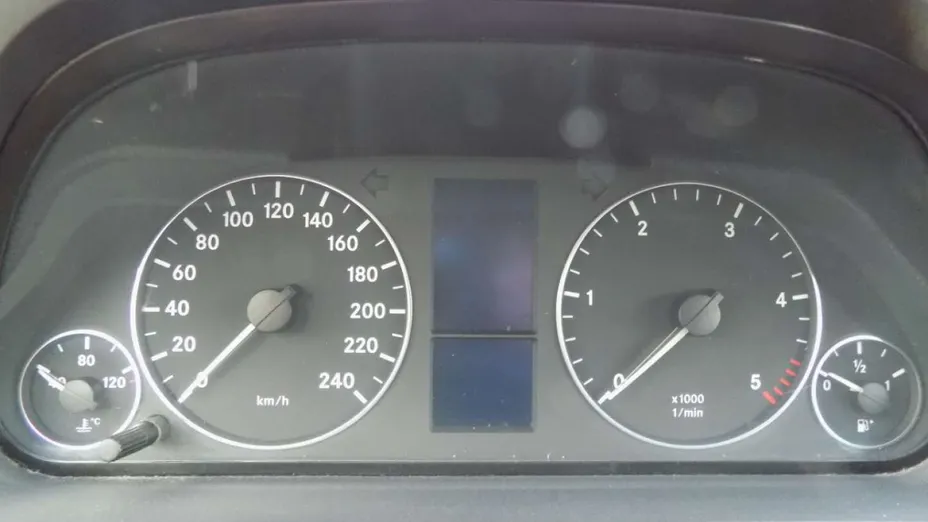 MERCEDES-BENZ A Klasa -