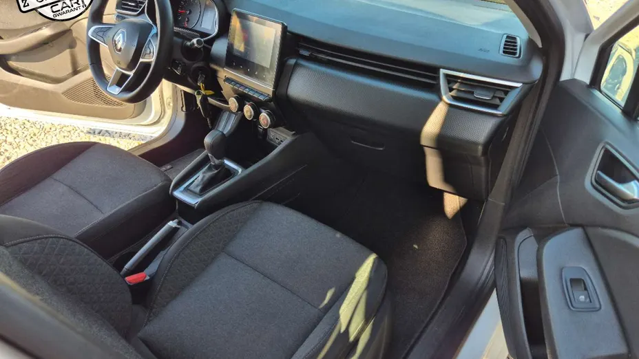 RENAULT Clio -