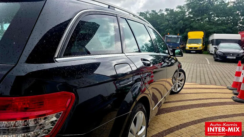 MERCEDES-BENZ C Klasa -