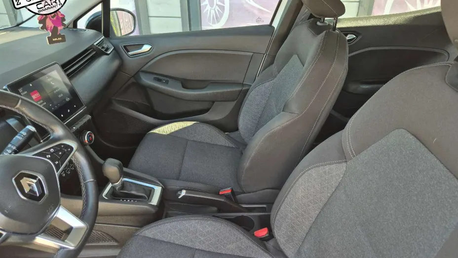 RENAULT Clio -