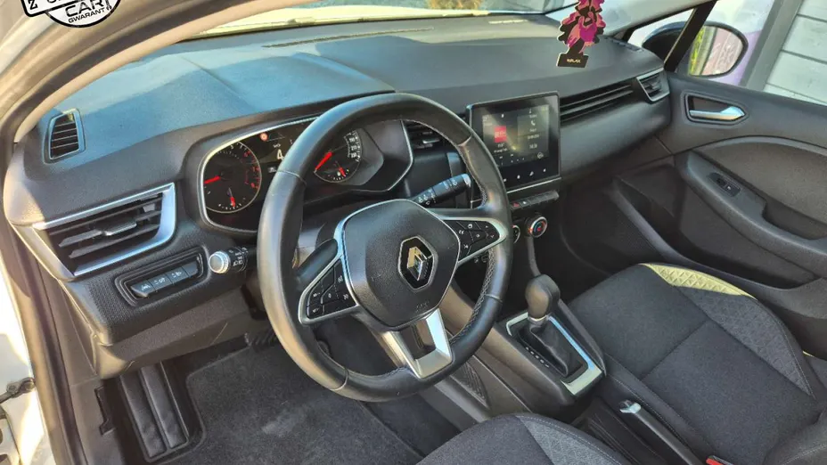 RENAULT Clio -