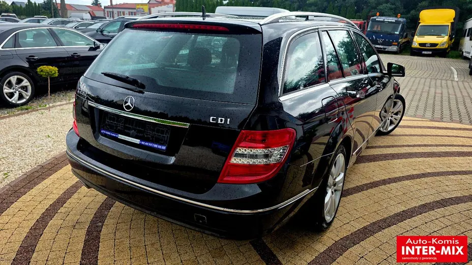 MERCEDES-BENZ C Klasa -