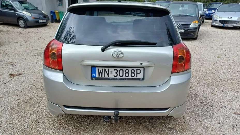 TOYOTA Corolla -