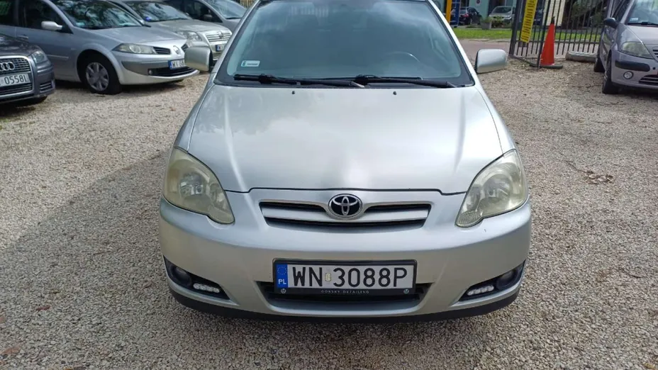 TOYOTA Corolla -