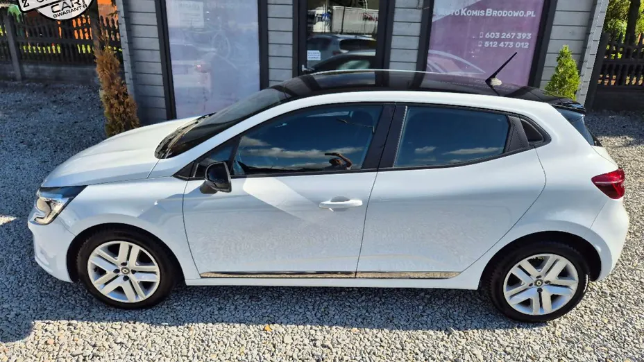 RENAULT Clio -