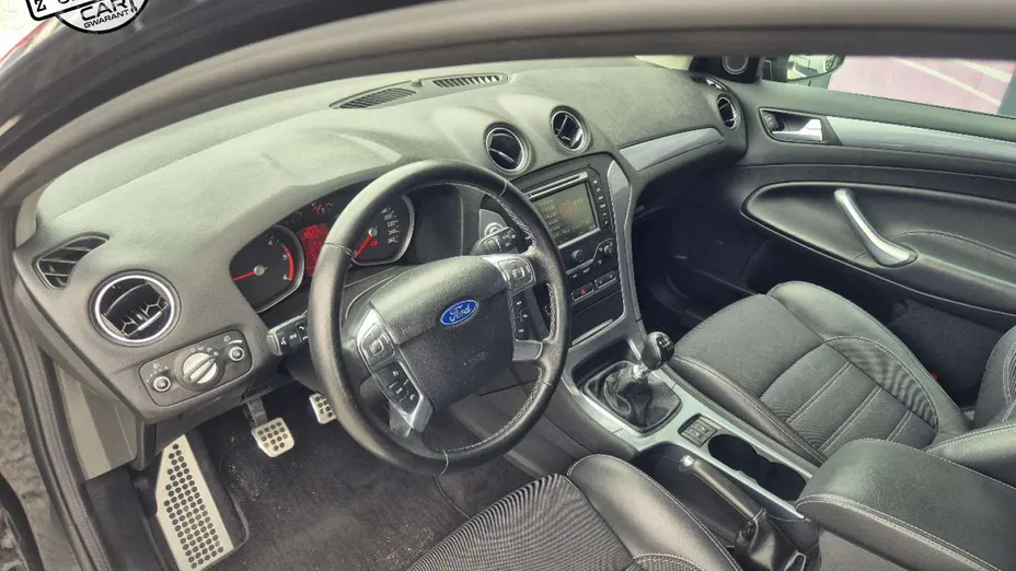 FORD Mondeo -