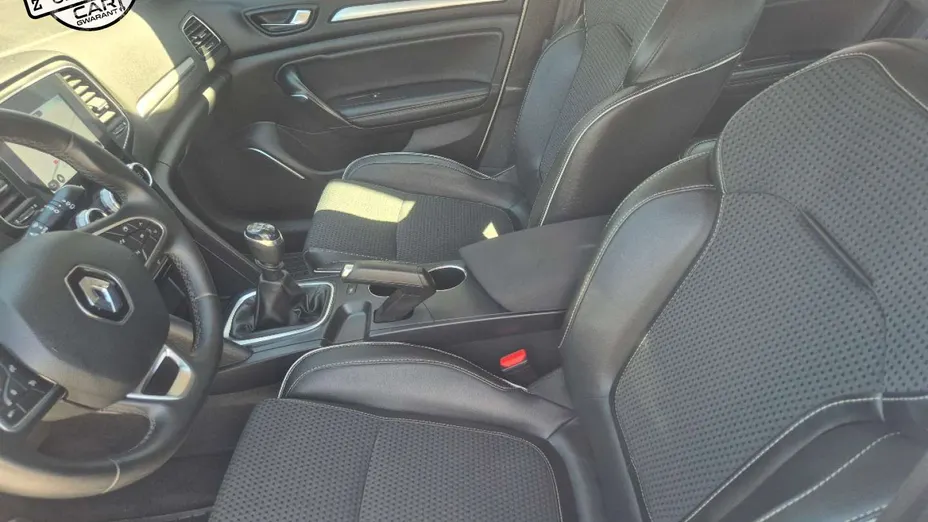 RENAULT Megane -