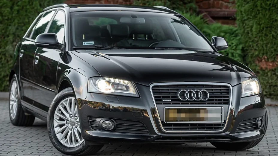 AUDI A3 -