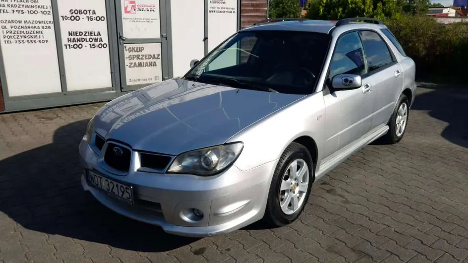 SUBARU Impreza -