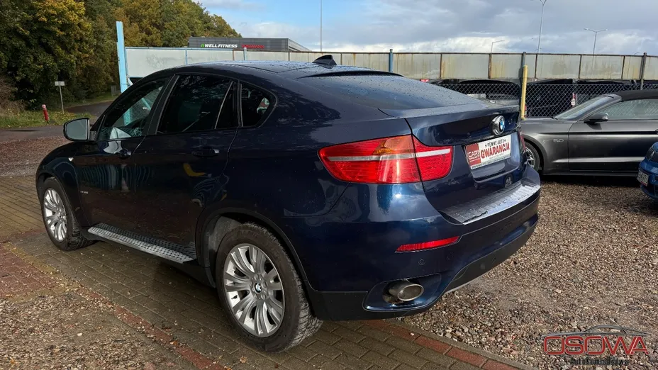 BMW X6 -