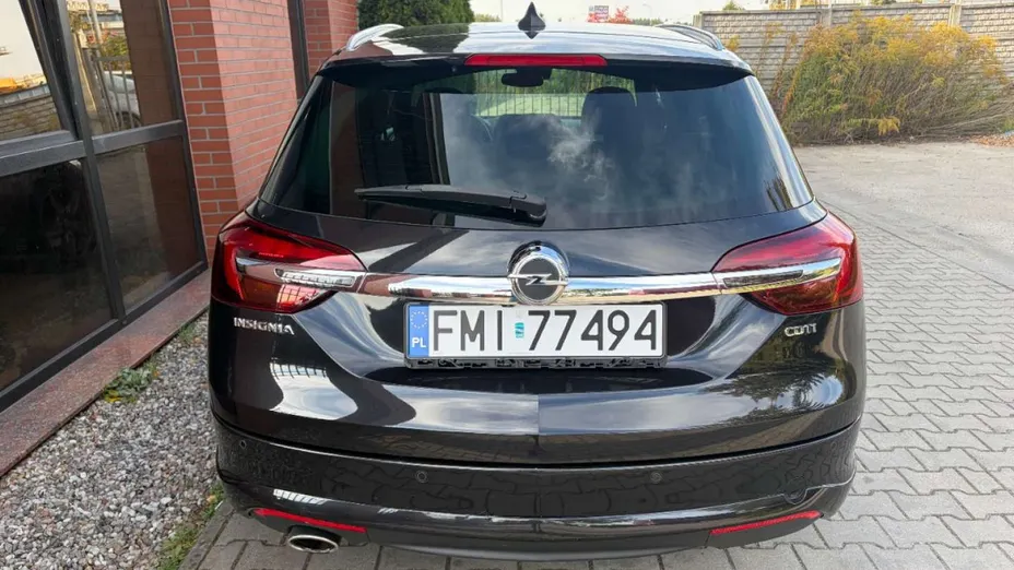 OPEL Insignia -