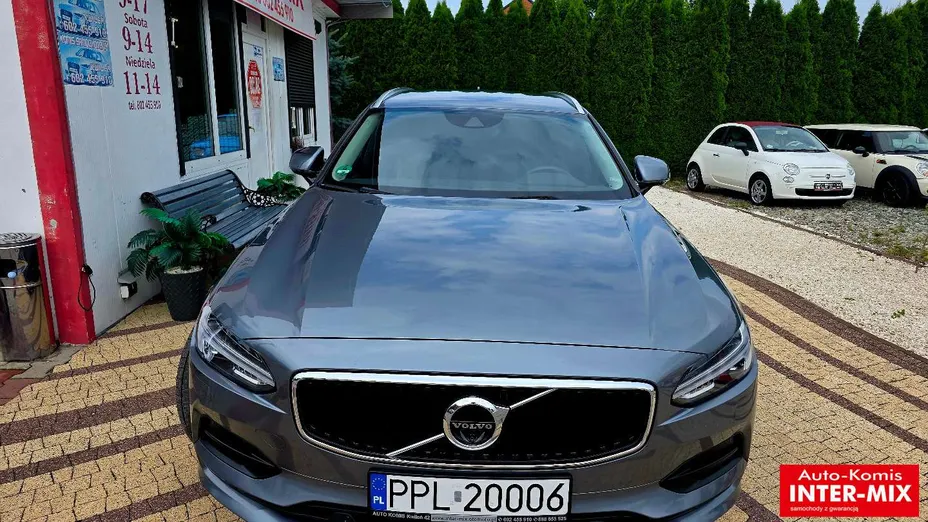 VOLVO V90 -