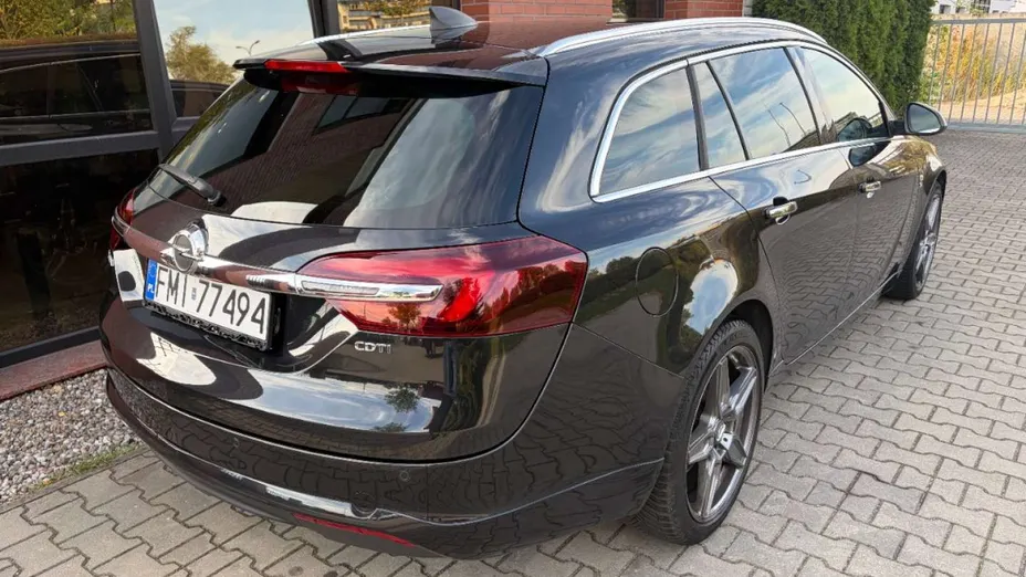 OPEL Insignia -