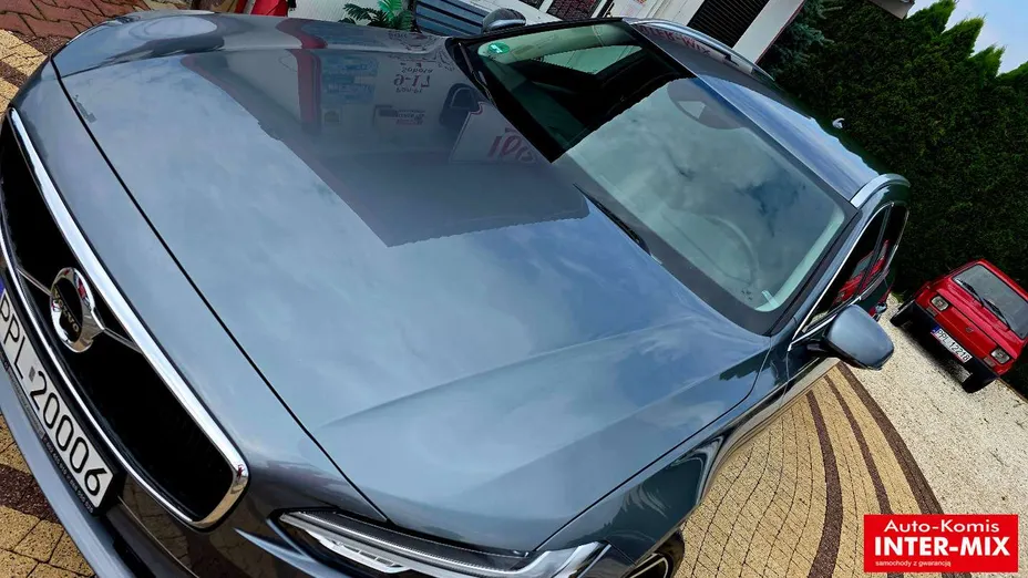 VOLVO V90 -