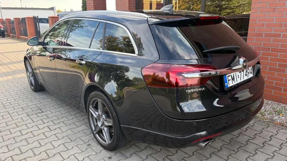 OPEL Insignia -