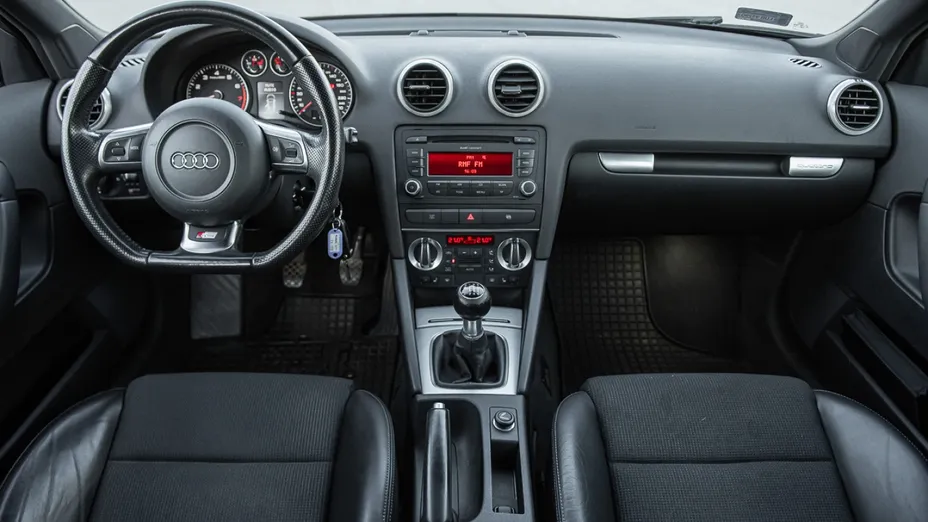 AUDI A3 -