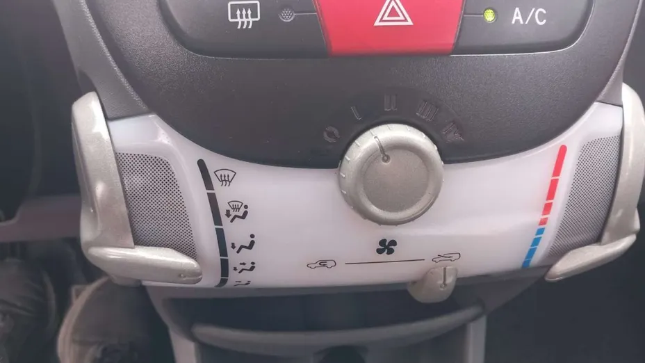 TOYOTA Aygo -