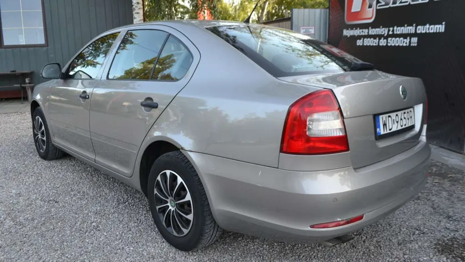 SKODA Octavia -